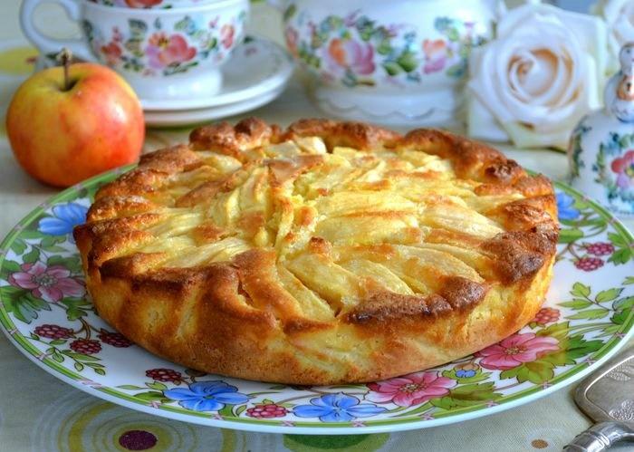 Для любителей выпечки с яблоками: Итальянский деревенский пирог