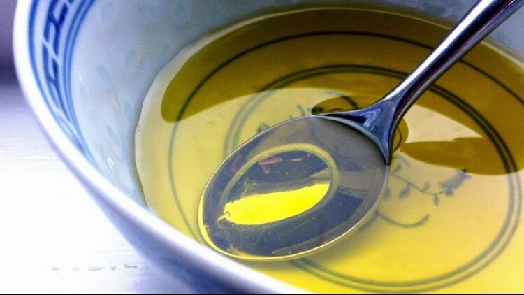 Вот что будет с вашим телом, если пить оливковое масло натощак