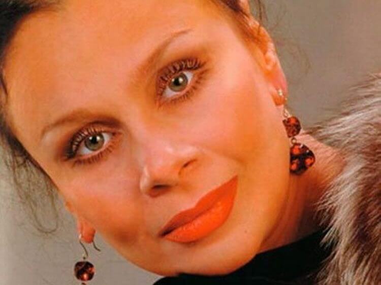 Пост памяти великолепной актрисе Любови Полищук. Яркая, неординарная и неповторимая!