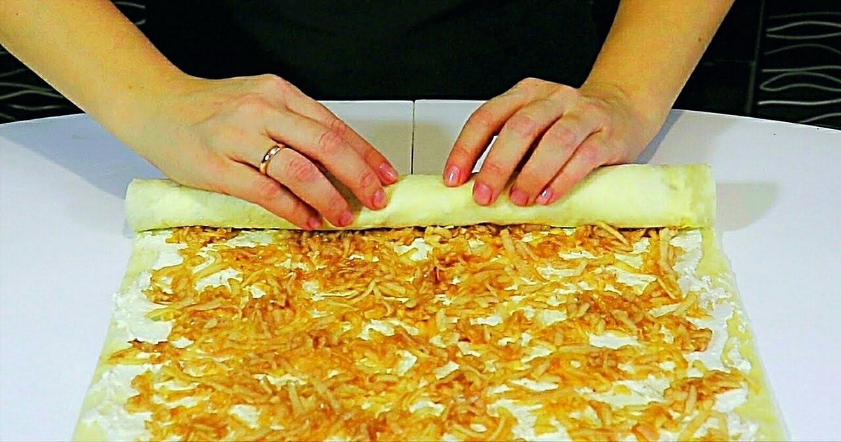 Пирог из творога, яблок и лаваша