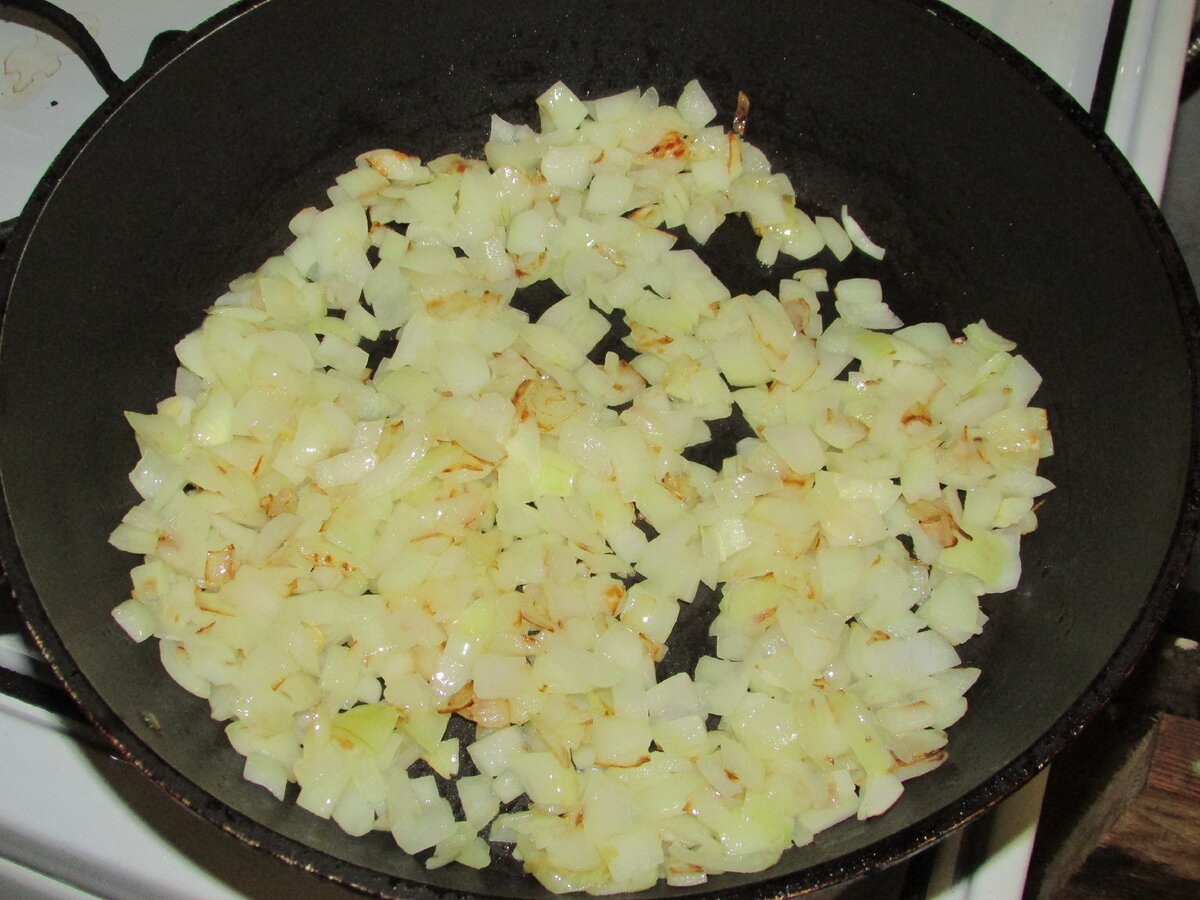 Забытый советский рецепт салата, который мама всегда готовила на новогодний стол!